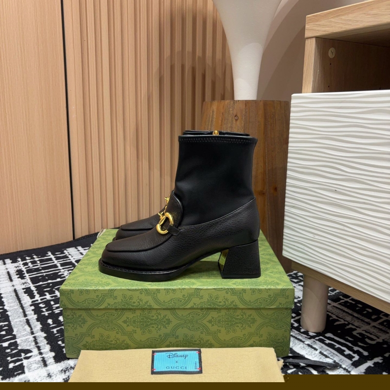 G*u*i boots